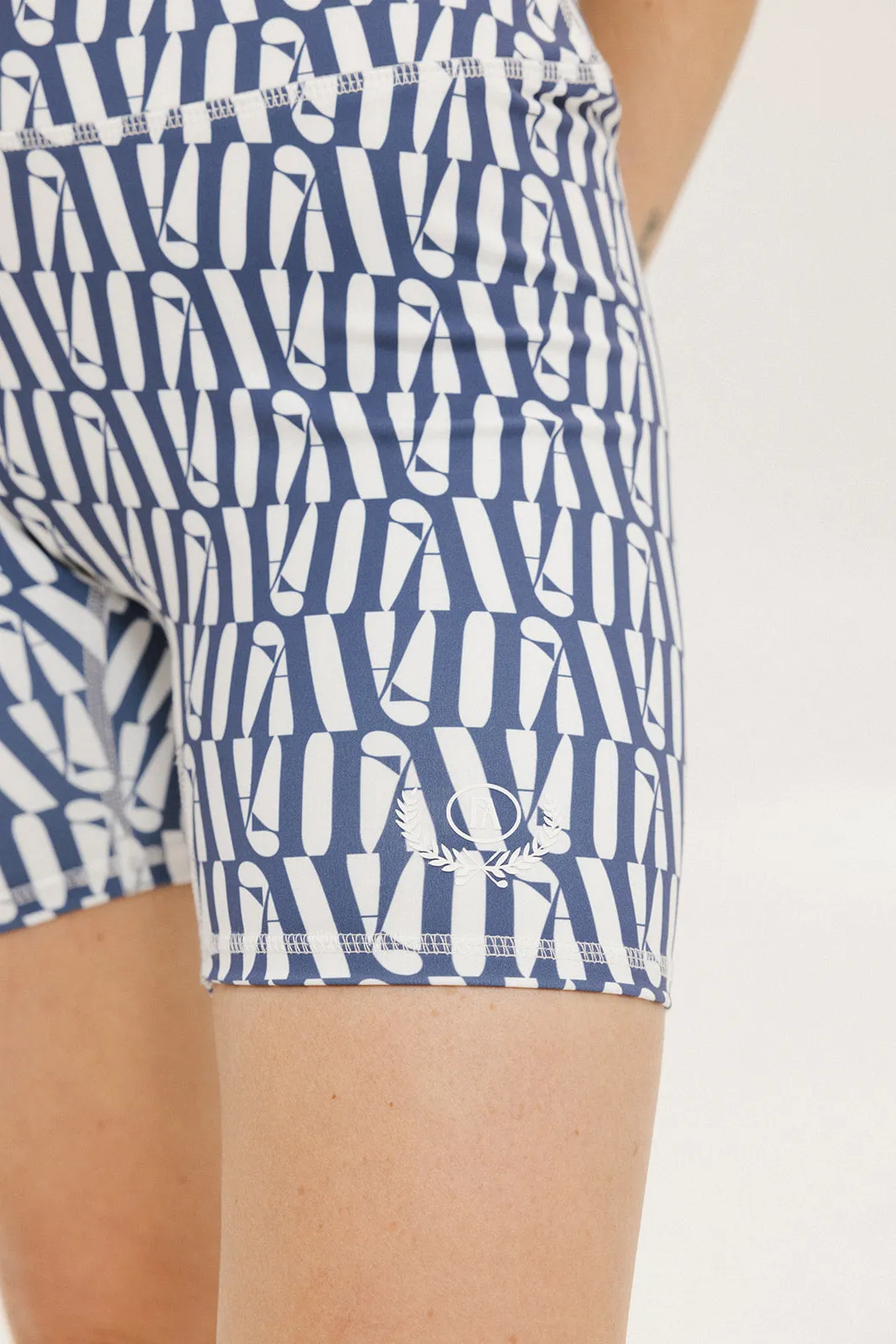 Biddy Shorties - Indigo/White FA
