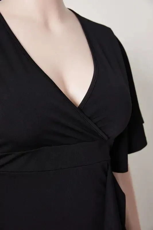 Plus Size V-neck Ruffle Edge Midi Dress