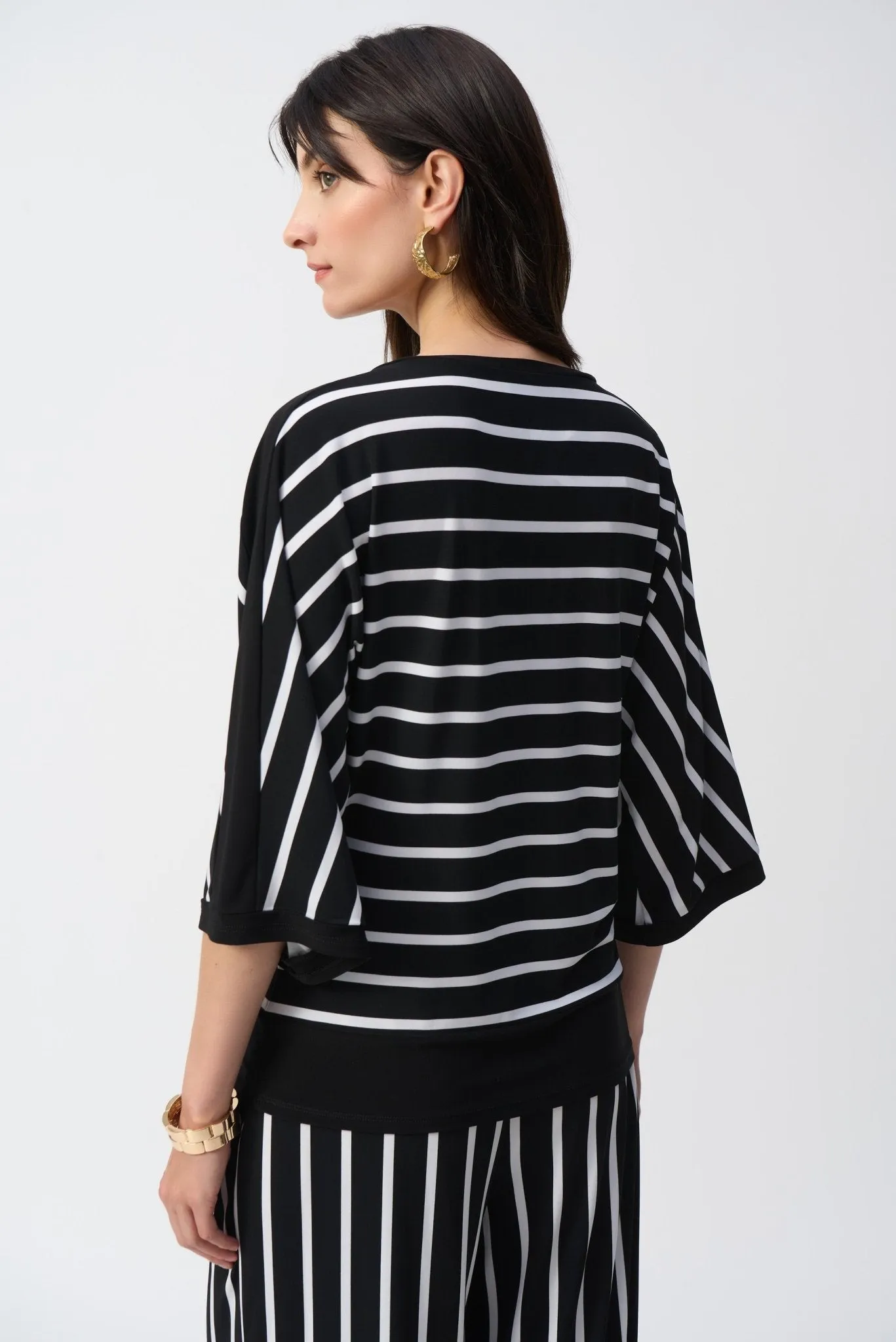 Silky Knit Stripe Print Fitted Top